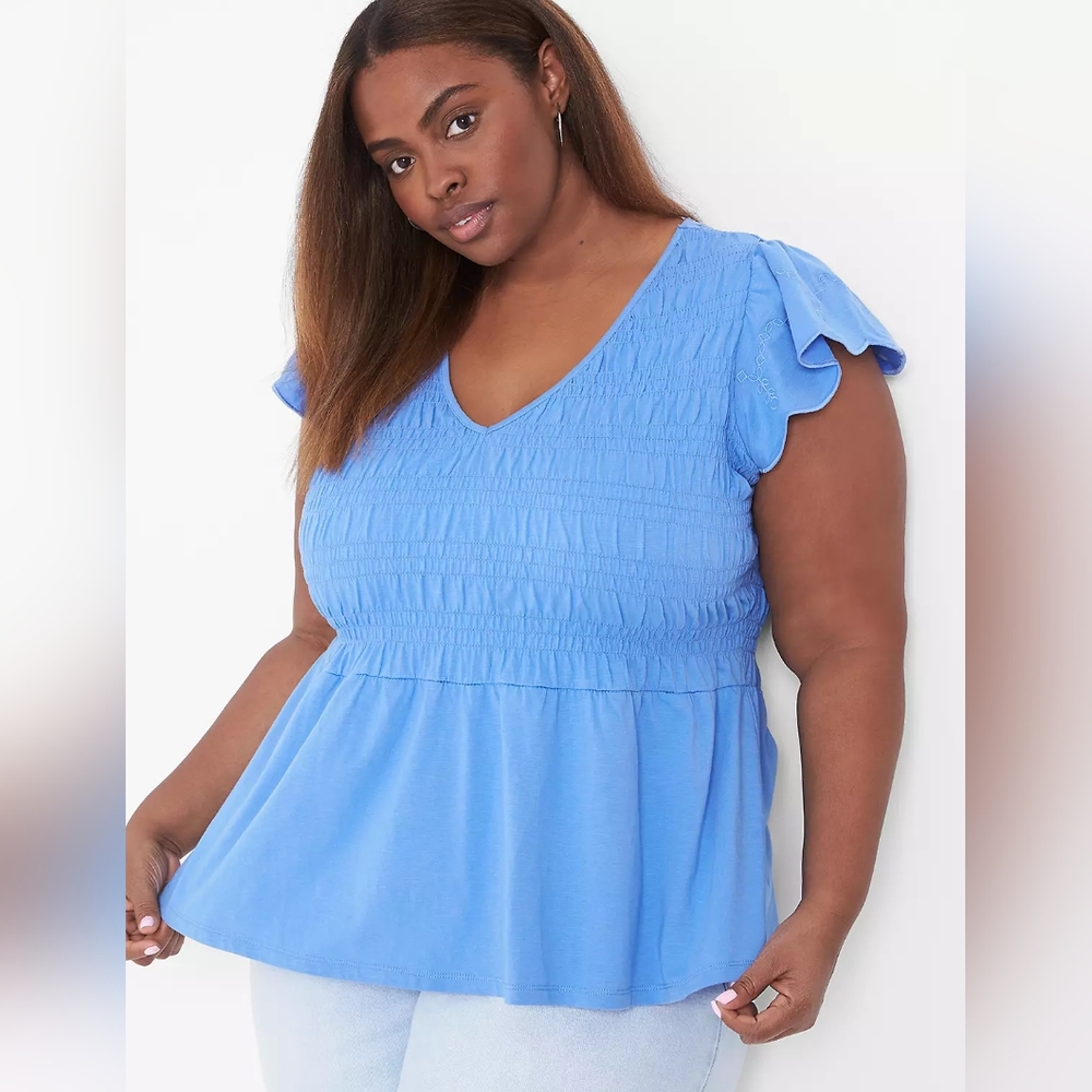 Lane Bryant Size 14/16 Blue Smocked Women's Top - Picture 10 of 12